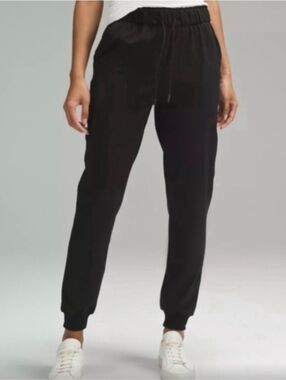 LULULEMON STRETCH HIGH RISE JOGGERS 6